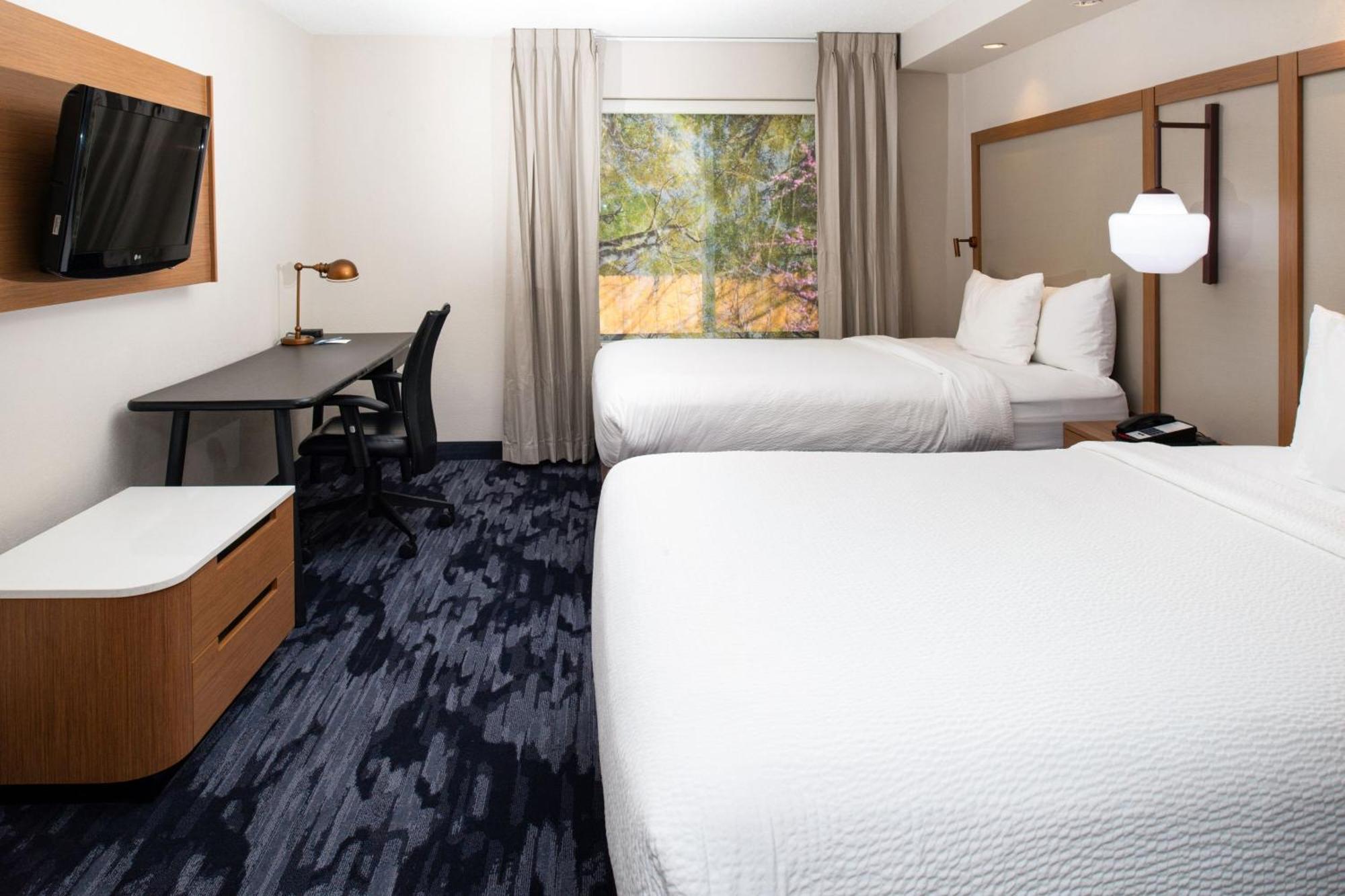 Fairfield Inn & Suites Greensboro Wendover Εξωτερικό φωτογραφία