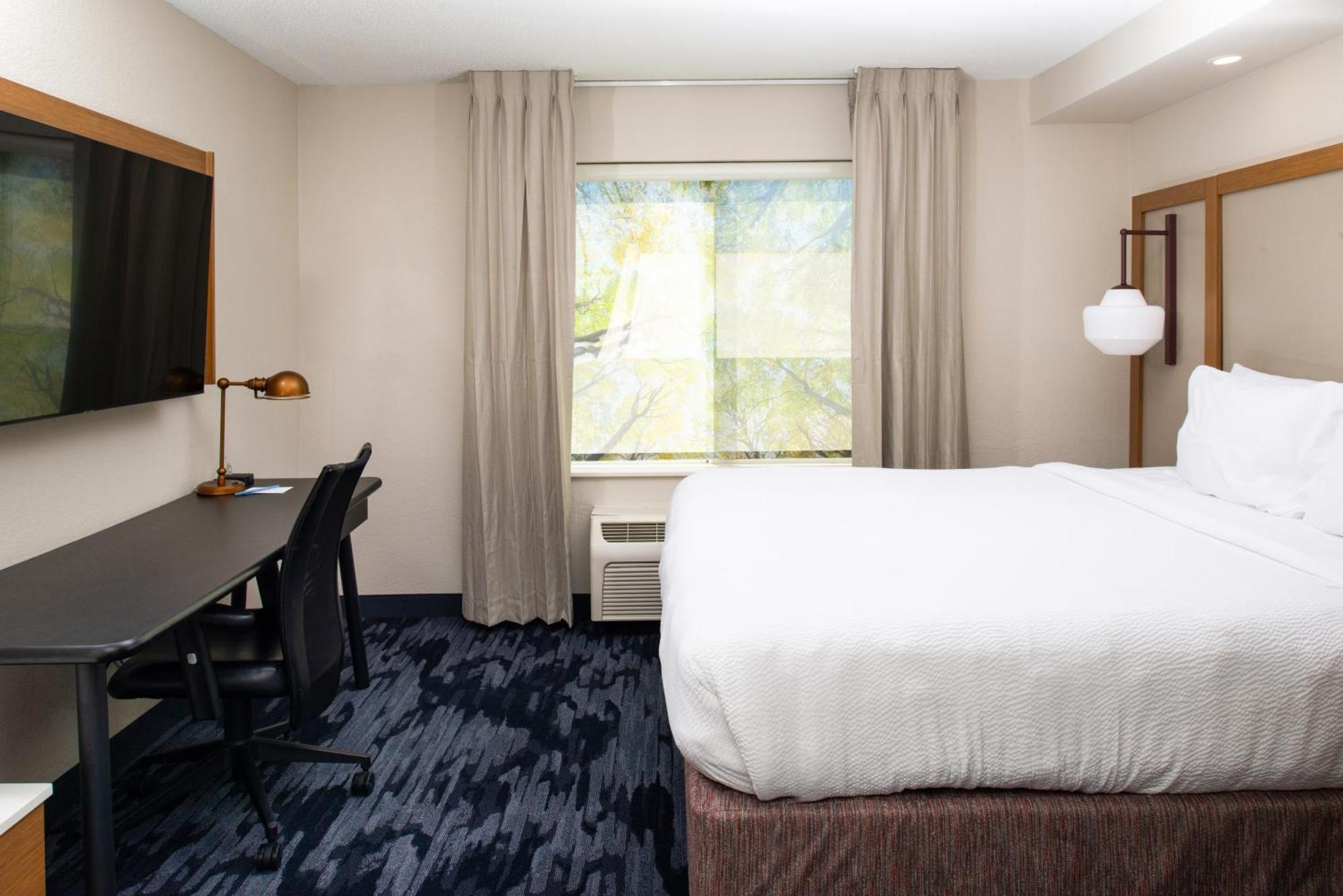 Fairfield Inn & Suites Greensboro Wendover Εξωτερικό φωτογραφία