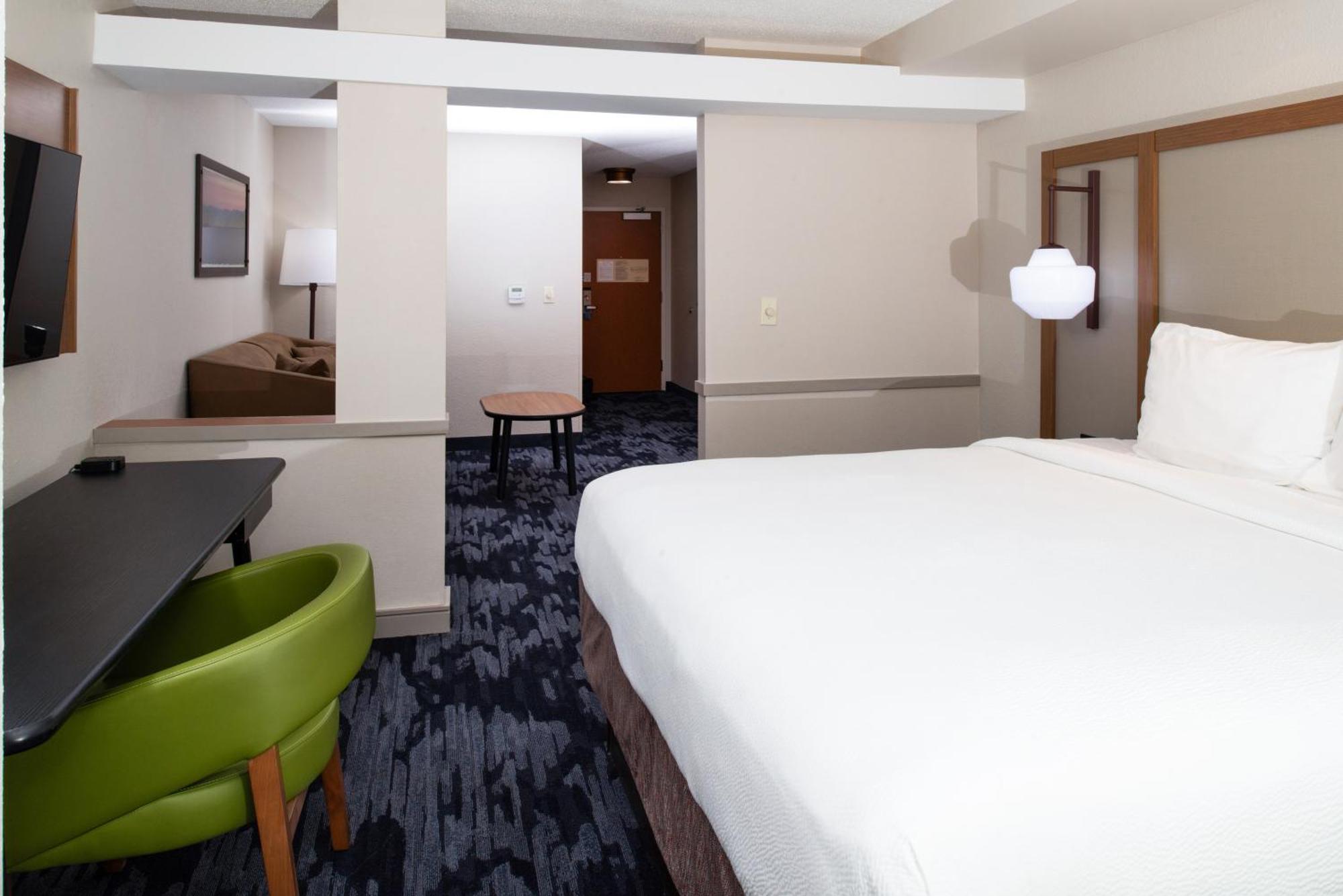 Fairfield Inn & Suites Greensboro Wendover Εξωτερικό φωτογραφία