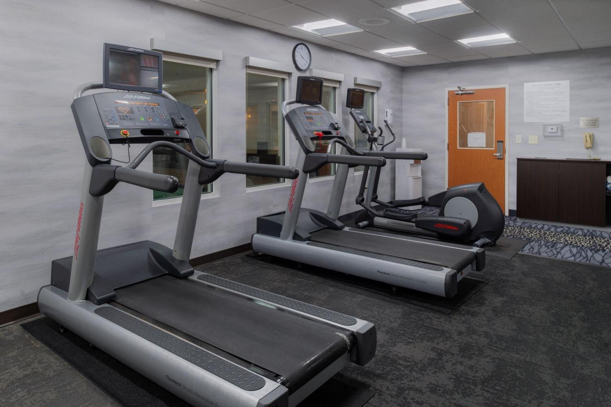 Fairfield Inn & Suites Greensboro Wendover Εξωτερικό φωτογραφία