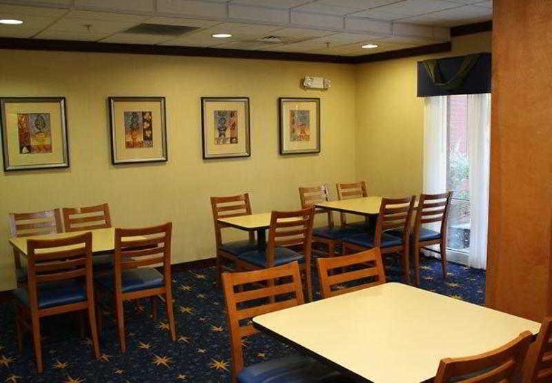 Fairfield Inn & Suites Greensboro Wendover Εξωτερικό φωτογραφία